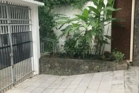 Casa com 3 Quartos à venda, 130m² no Vila Hamburguesa, São Paulo