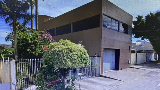 Sobrado com 3 Quartos à venda, 284m² no Xaxim, Curitiba