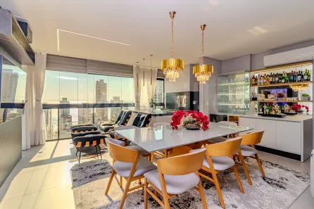 Apartamento com 3 Quartos à venda, 137m² no Meia Praia, Itapema
