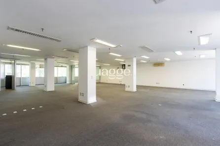 Sala Comercial para alugar, 284m² no Centro Histórico, Porto Alegre