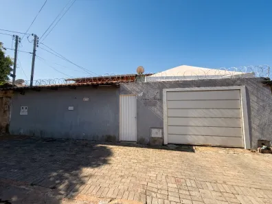 Casa com 3 Quartos à venda, 234m² no Residencial Maringá, Goiânia