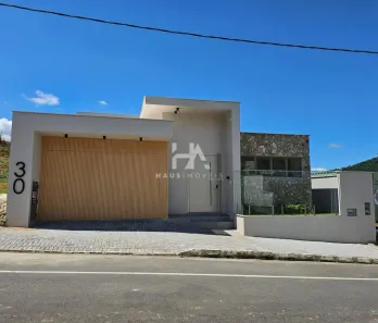 Casa com 3 Quartos à venda, 182m² no Rau, Jaraguá do Sul