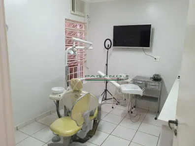 Imóvel Comercial à venda, 131m² no Centro, Ribeirão Preto