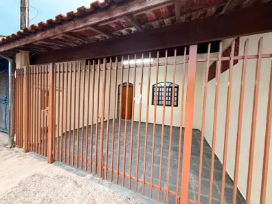Casa com 2 Quartos para alugar, 120m² no Loteamento Residencial Carangola, Pindamonhangaba