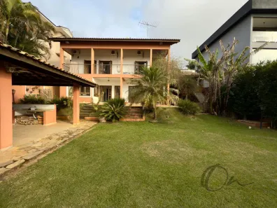 Casa de Condomínio com 3 Quartos à venda, 700m² no Jardim Indaiá, Embu das Artes