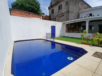 Casa com 3 Quartos à venda, 202m² no Jardim Ana Estela, Carapicuíba