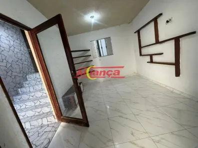 Casa com 2 Quartos para alugar, 140m² no Jardim Paraíso, Guarulhos