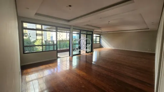 Apartamento com 3 Quartos à venda, 260m² no Savassi, Belo Horizonte