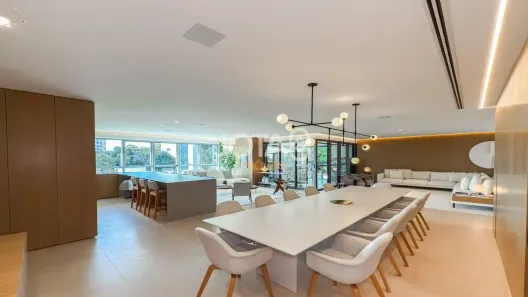 Apartamento com 3 Quartos à venda, 431m² no Campo Comprido, Curitiba