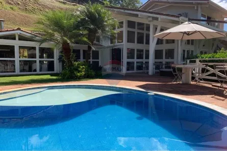 Casa de Condomínio com 4 Quartos para alugar, 400m² no Nogueira, Petrópolis