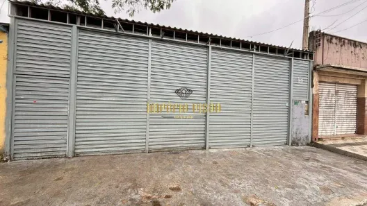 Ponto Comercial para alugar, 258m² no Parque Suzano, Suzano