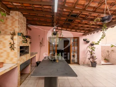 Casa com 5 Quartos à venda, 230m² no Vila Marari, São Paulo