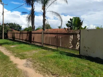 Fazenda/Sítio com 3 Quartos à venda, 200m² no Dirceu (Distrito de Marilia), Marília