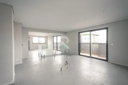 Cobertura com 3 Quartos à venda, 217m² no Centro, Curitiba