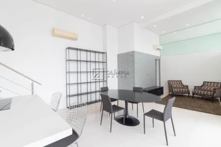 Apartamento com 2 Quartos para alugar, 134m² no Cerqueira César, São Paulo