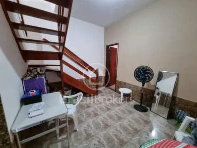 Casa com 3 Quartos à venda, 156m² no Vila Valqueire, Rio de Janeiro