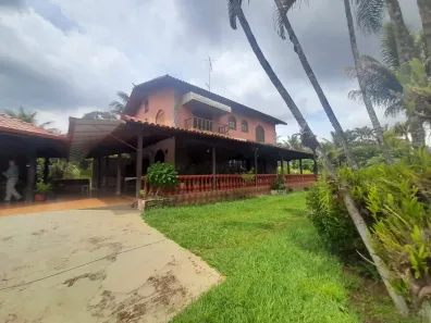 Fazenda/Sítio com 6 Quartos para alugar, 500m² no Centro, Ibirité