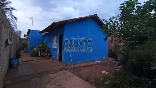 Casa com 2 Quartos à venda, 61m² no São Jorge, Uberlândia