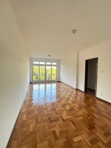 Apartamento com 3 Quartos para alugar, 100m² no Centro, Petrópolis