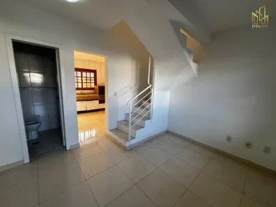 Sobrado com 2 Quartos à venda, 61m² no Harmonia, Canoas