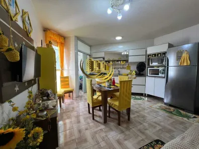 Apartamento com 2 Quartos à venda, 48m² no Centro, Palhoça