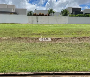 Lote/Terreno à venda, 488m² no Granja Marileusa, Uberlândia