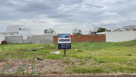 Lote/Terreno à venda, 400m² no Jardim Espanha, Maringá