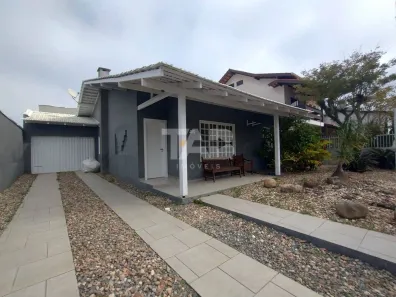 Casa com 3 Quartos à venda, 150m² no Praia dos Amores, Balneário Camboriú