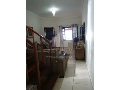 Sobrado com 2 Quartos à venda, 153m² no Parque Urupês, Taubaté