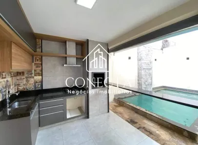 Casa com 3 Quartos à venda, 250m² no Jardim Patrícia, Uberlândia