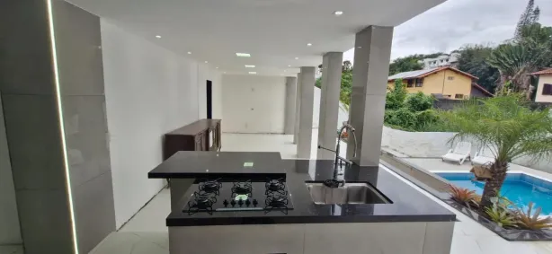 Casa com 4 Quartos à venda, 400m² no Vila Progresso, Niterói