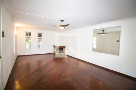 Casa com 3 Quartos à venda, 182m² no Chácara Monte Alegre, São Paulo