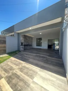 Casa com 3 Quartos à venda, 135m² no Parque das Amendoeiras, Goiânia