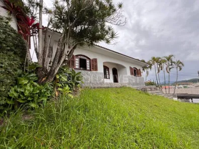 Casa com 3 Quartos à venda, 180m² no Santa Rita, Brusque