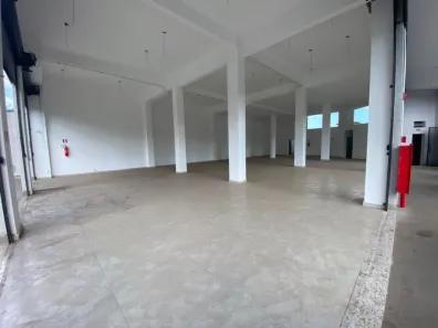 Ponto Comercial para alugar, 282m² no Cabral, Contagem