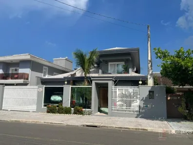 Casa com 4 Quartos à venda, 450m² no Dona Francisca (Pirabeiraba), Joinville
