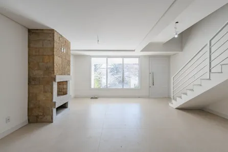 Casa com 3 Quartos para alugar, 195m² no Jardim Itu, Porto Alegre