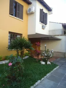 Casa com 3 Quartos à venda, 120m² no Cavalhada, Porto Alegre