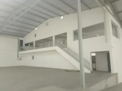 Galpão/Depósito/Armazém para alugar, 1010m² no Cachoeirinha, Belo Horizonte