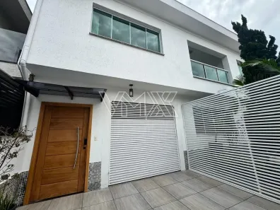 Sobrado com 4 Quartos para alugar, 268m² no Carandiru, São Paulo
