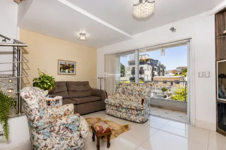 Casa com 4 Quartos para alugar, 397m² no Jardim Itu, Porto Alegre