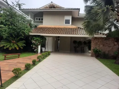Casa de Condomínio com 4 Quartos à venda, 324m² no Jardim Acapulco, Guarujá