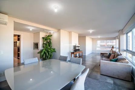 Apartamento com 4 Quartos à venda, 204m² no Rio Branco, Porto Alegre