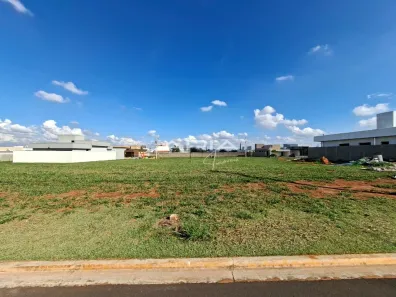 Lote/Terreno à venda, 280m² no Residencial Village Damha III, Araraquara