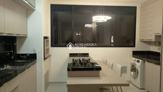Apartamento com 2 Quartos para alugar, 85m² no São João do Rio Vermelho, Florianópolis