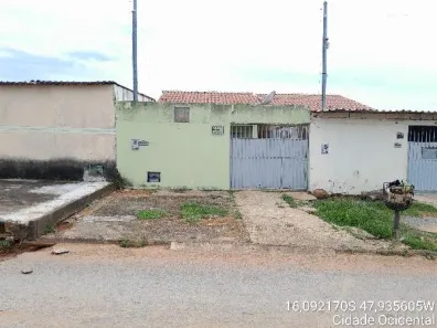 Casa com 2 Quartos à venda, 180m² no Parque Nova Friburgo B, Cidade Ocidental