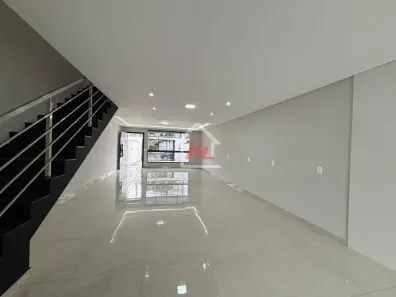 Sobrado com 3 Quartos à venda, 140m² no Escola Agrícola, Blumenau