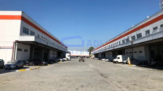 Galpão/Depósito/Armazém para alugar, 1180m² no Jardim Santa Bárbara, Embu das Artes