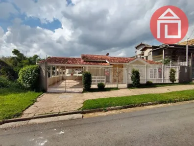 Casa com 4 Quartos para alugar, 180m² no Jardim Bela Vista, Bragança Paulista