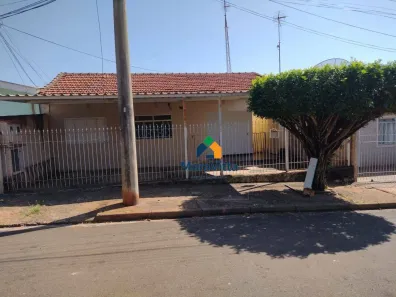 Casa com 4 Quartos à venda, 130m² no Antônio Zanaga I, Americana